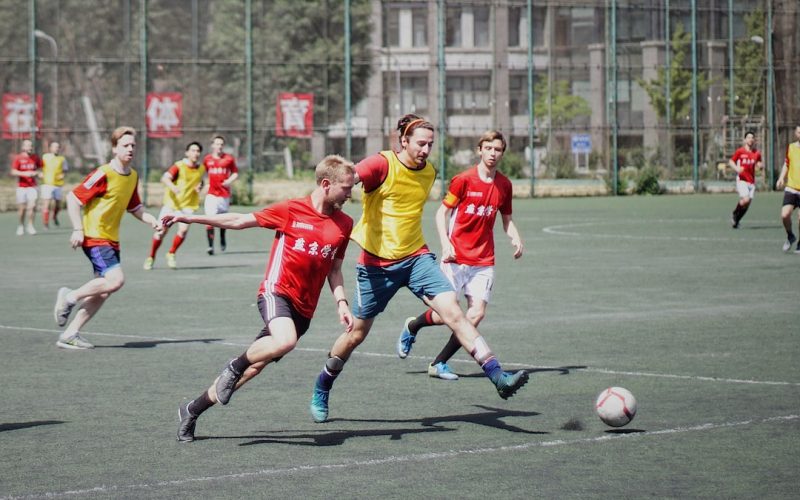 Fotbollens utveckling från tidigare till dagens fotbollsspel